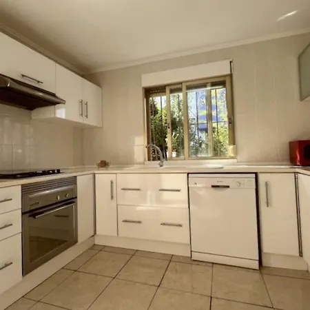 Appartement Lovely Flat With Heated Pool Gandie